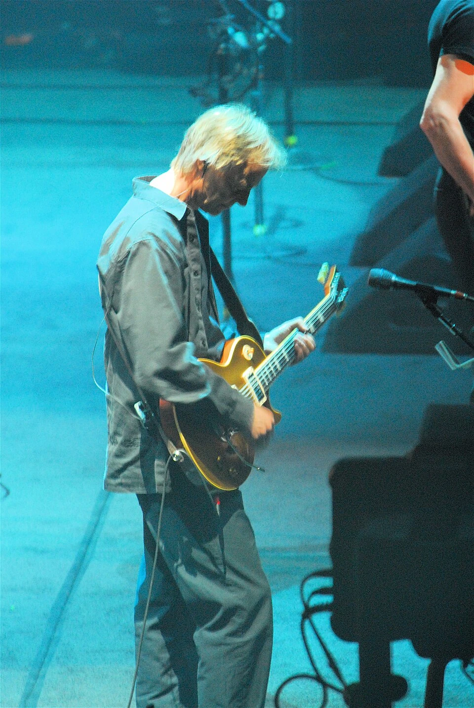 Snowy White Net Worth 2026: Estimate, Sources, and How He Earned It